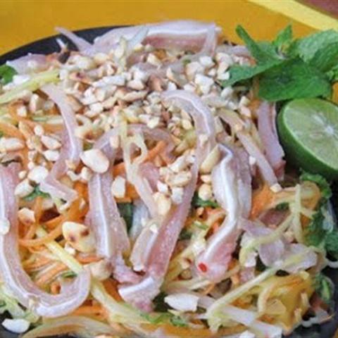 Cách làm nộm xoài tai heo