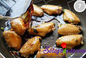 Nóng hổi cánh gà sốt nấm ngon cơm