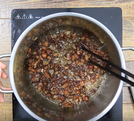 Nui cay bơ tỏi nhìn là thích, ăn là mê