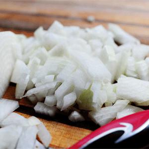 Cách làm nui đùi gà sốt chua ngọt