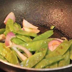 Cách làm nui gạo xào thịt bò