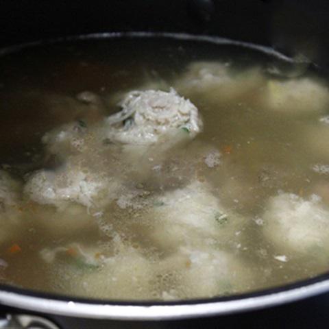 Cách làm nui nấu thịt viên