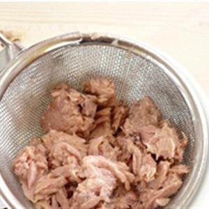 Cách làm nui sốt cá ngừ