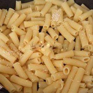 Cách làm nui thịt bằm đút lò