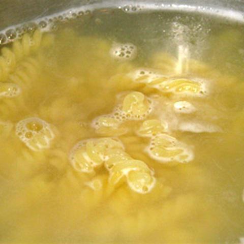 Cách làm nui trộn bơ