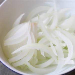 Cách làm nui xào bò bằm