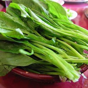 Các làm nui xào thịt gà