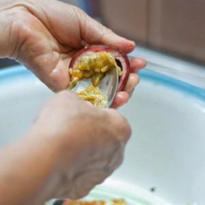 Cách làm nước chanh dây ép