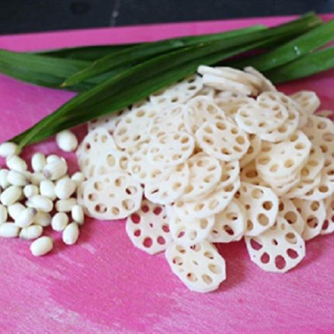 Cách nấu nước củ sen