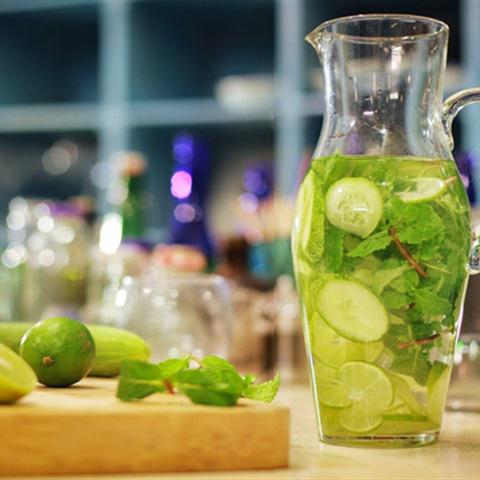 Cách làm nước dưa leo chanh và bạc hà