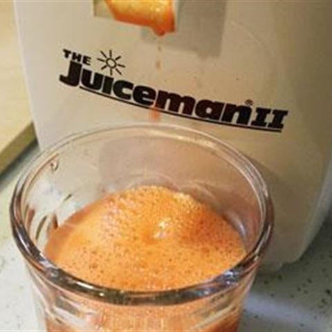 Cách làm nước ép bưởi và cà rốt