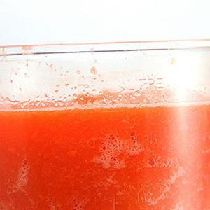 Cách làm nước ép cà rốt bằng máy xay sinh tố