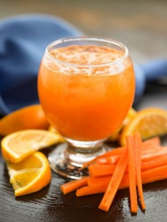 Nước ép cà-rốt, cam
