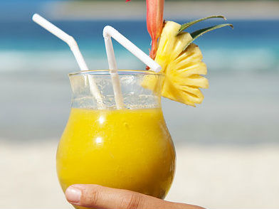 Nước ép cam dứa