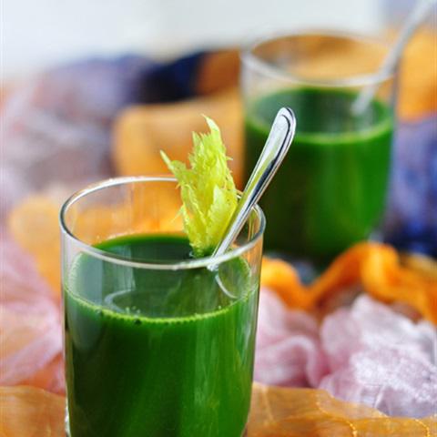 Cách làm nước ép cần tây