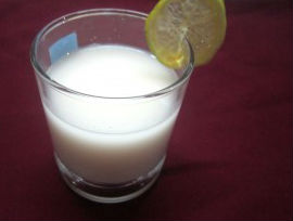 Nước ép củ đậu