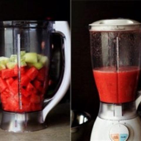 Cách làm nước ép dưa hấu và dưa leo