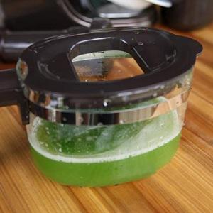 Cách làm nước ép dưa leo và lê
