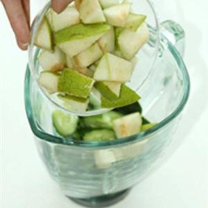 Cách làm nước ép lê dưa leo