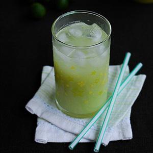 Cách pha nước ép ổi chanh