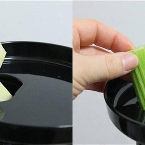 Cách làm nước ép táo với cần tây