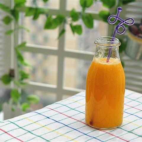 Cách làm nước ép thơm và cam