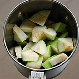 Cách làm nước ép với chanh ổi