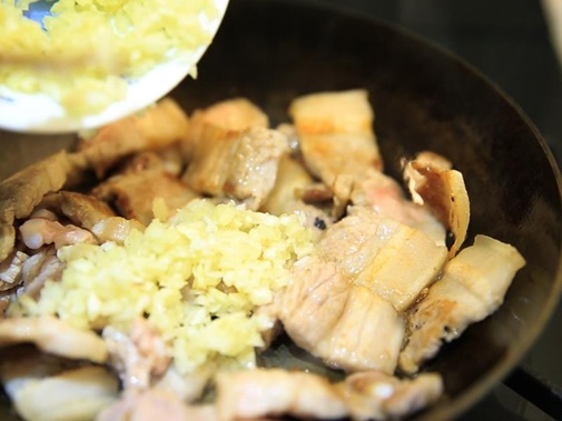 Nước miếng dâng trào với hotteok phô mai kiểu Hàn siêu đơn giản