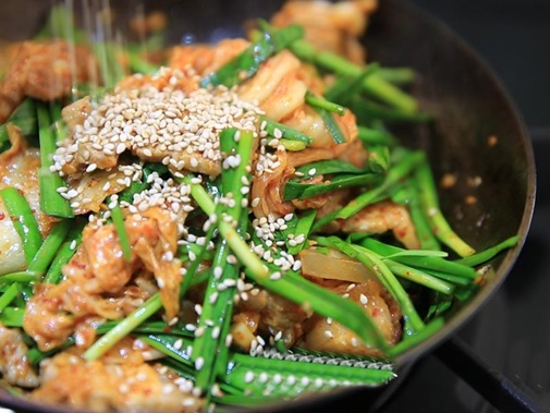 Nước miếng dâng trào với hotteok phô mai kiểu Hàn siêu đơn giản