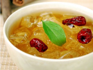 Nước quế táo đỏ