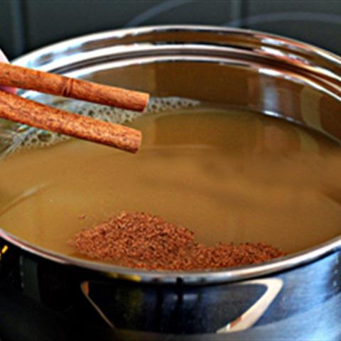 Cách làm nước táo quế