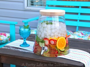 Nước trái cây thơm mát