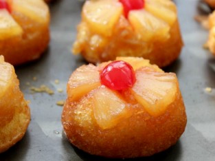 Nướng bánh dứa mini đáng yêu