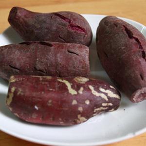 Cách nướng khoai lang bằng lò vi sóng