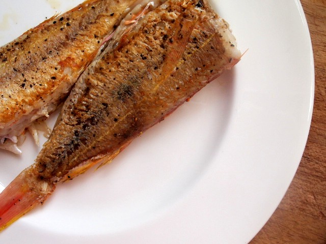 Nutella pho mát trộn hoa quả cho mùa hè sảng khoái