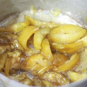 Cách làm ô mai cóc xào gừng