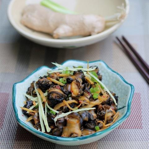 Cách làm ốc bươu kho gừng