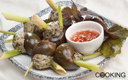 Ốc bưu nhồi thịt hấp sả