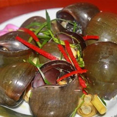 Cách làm ốc hấp lá chanh
