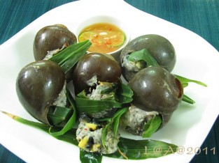 Ốc hấp lá gừng