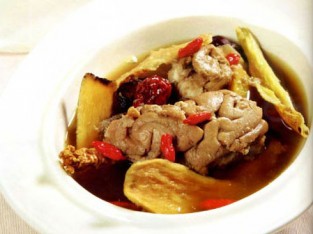 Óc heo hầm hà thủ ô