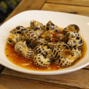 Cách làm ốc hương xào mắm tắc