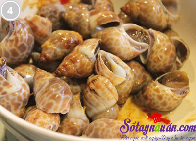 Ốc hương xào tỏi ớt lá chanh thơm lừng