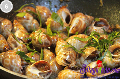 Ốc hương xào tỏi ớt lá chanh thơm lừng