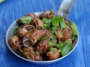 Ốc hương xào tương