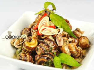 Ốc len xào dừa xay