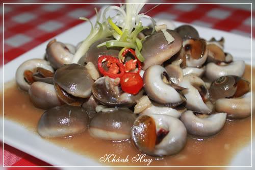 Ốc mỡ xào me