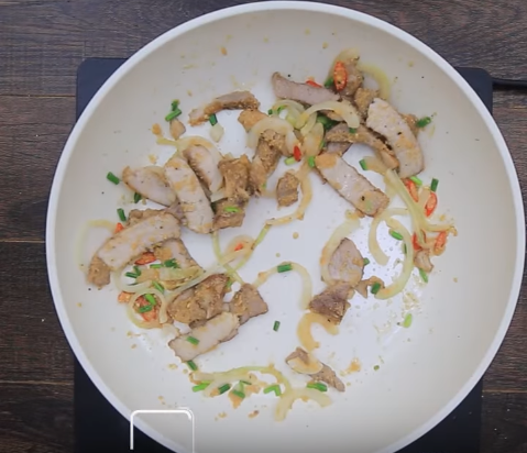 Ốc nấu chuối đậu giản dị nhưng ngon miệng, trôi cơm, ăn bao nhiêu cũng hết