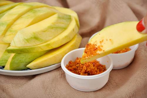 Ốc nhồi hấp mẻ nóng hổi, ngon tuyệt cho cả nhâm nhi ngày se lạnh