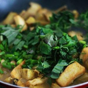 Cách làm ốc nhồi nấu chuối đậu